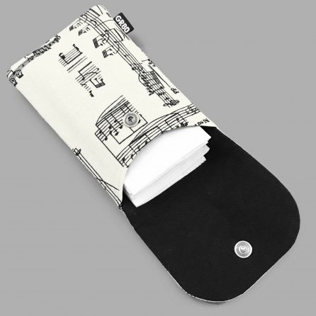 Utántölthető zsebkendő tartó tízes zsepihez. Patenttal nyílik. Zenészeknek szuper ajándék