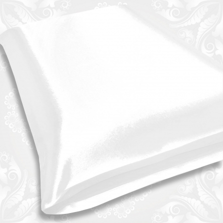 Gombolás nélküli fehér párnahuzat minőségi selyem szaténból. Különleges ajándék lehet férfiaknak, nőknek